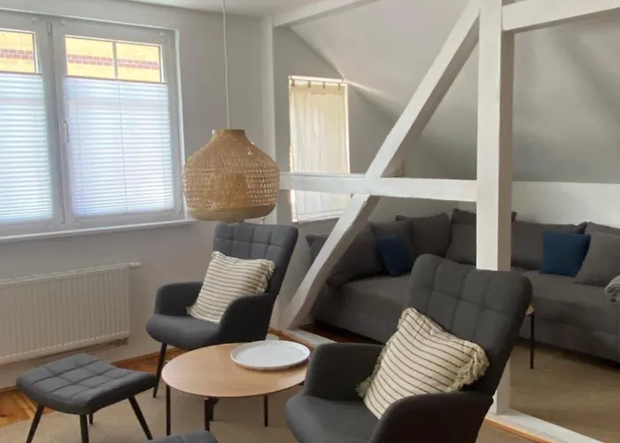 Im Dreiseitenhof Apartament Grossraeschen