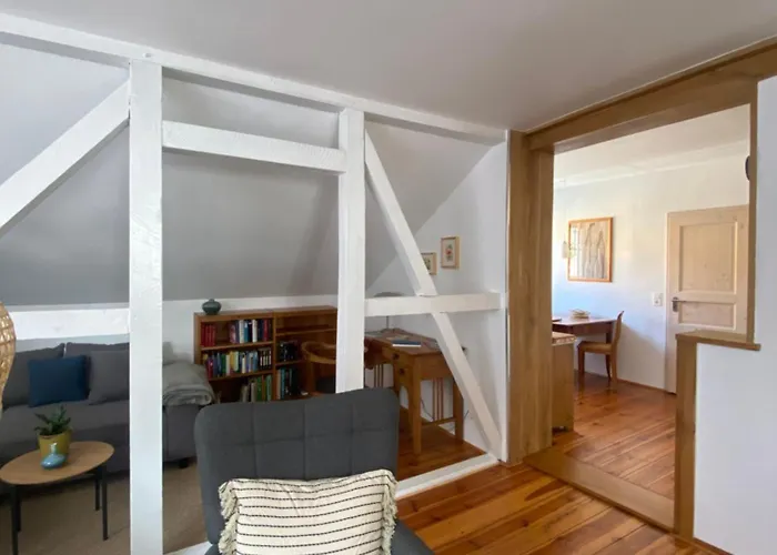 Im Dreiseitenhof アパート *